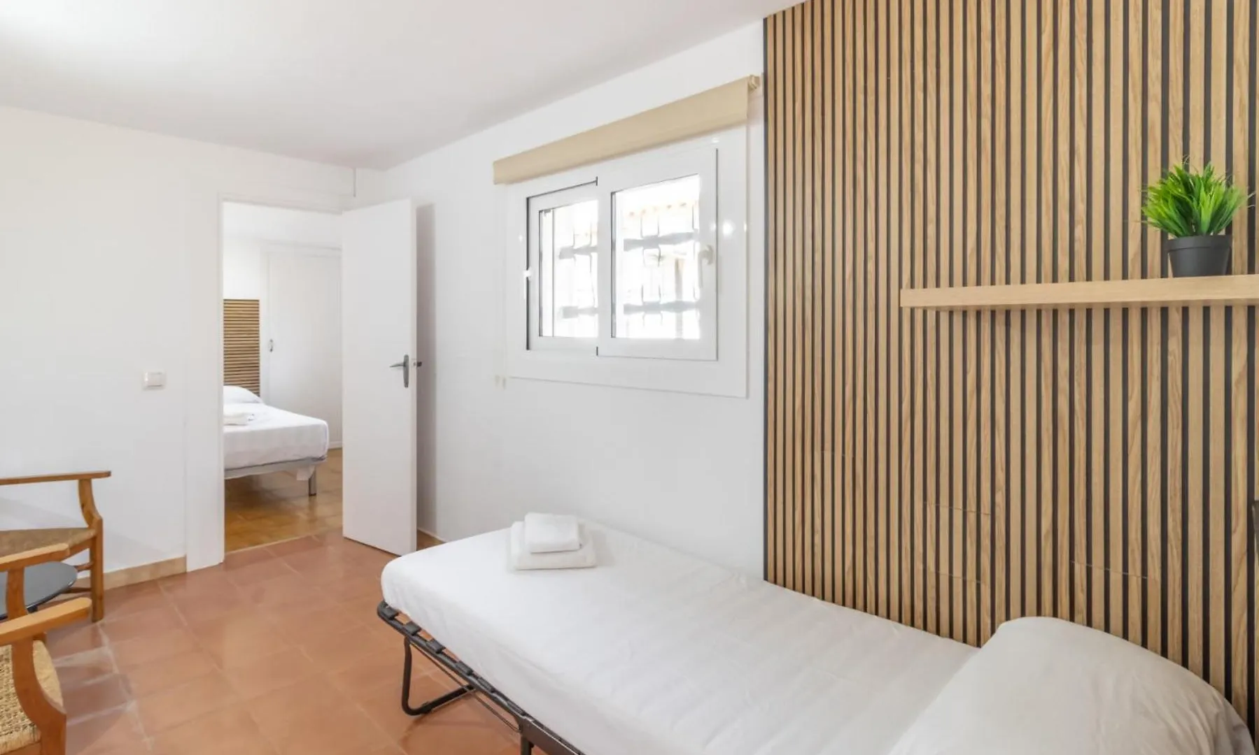 Apartment Grifeu 15 Apartamento Pequeno Con Patio Girona